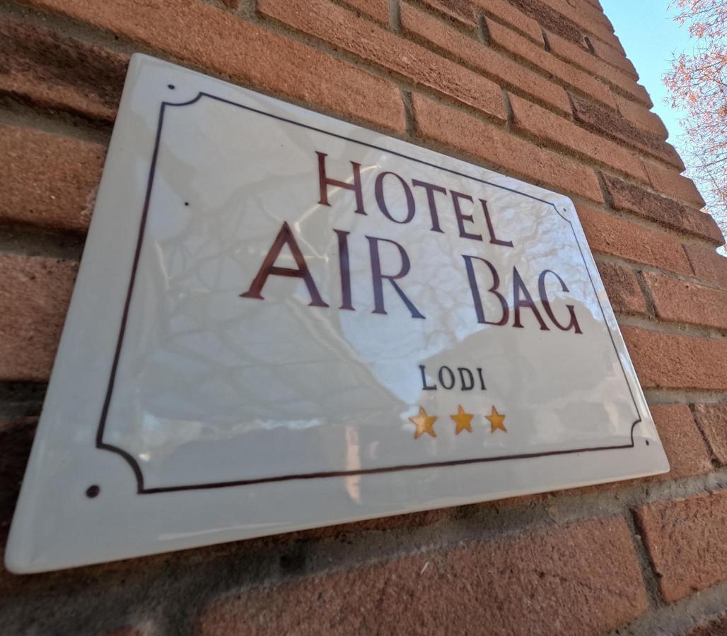 Hotel Air Bag Lodi Bagian luar foto